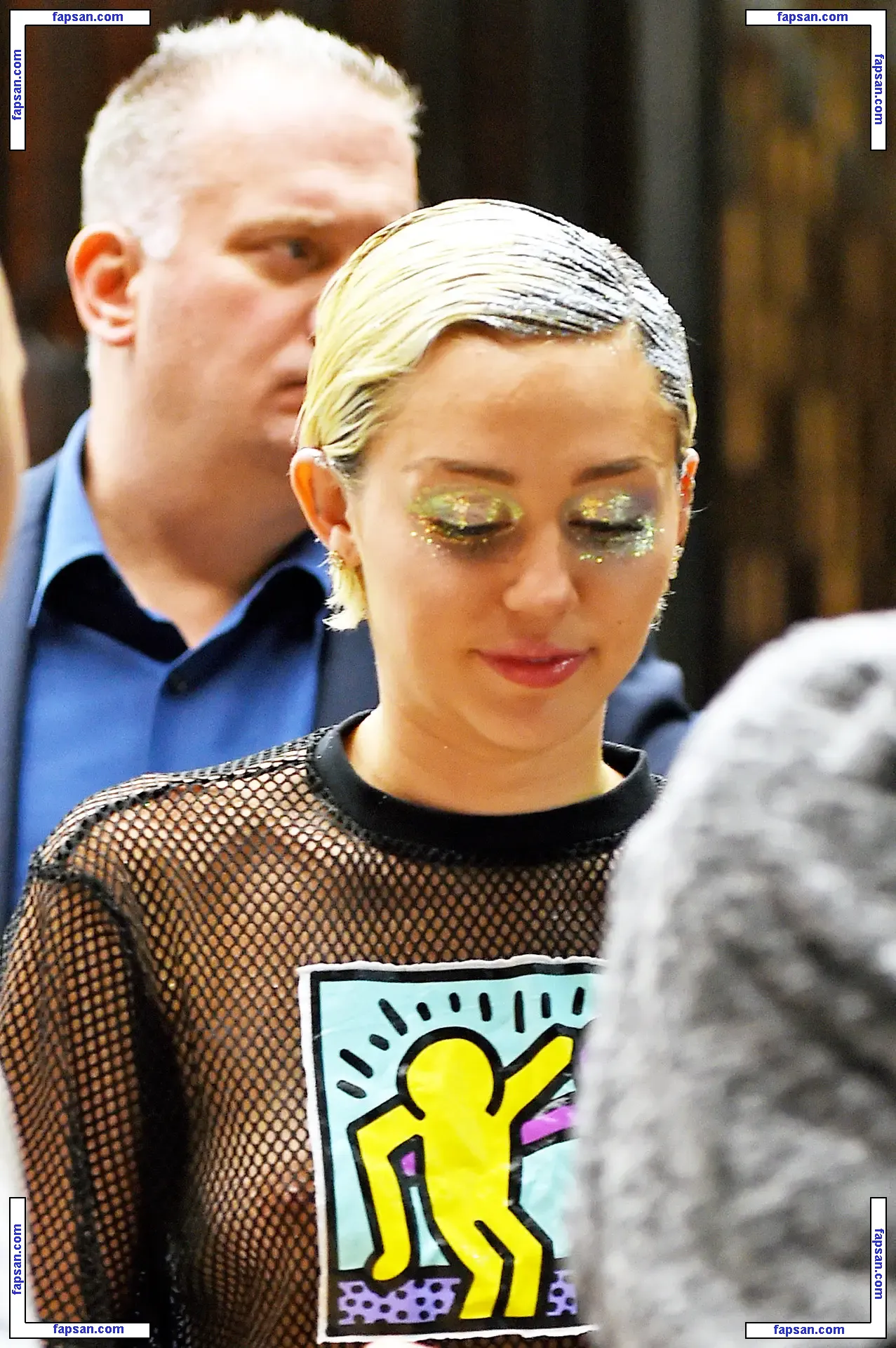Miley Cyrus nude photo #5629 from OnlyFans