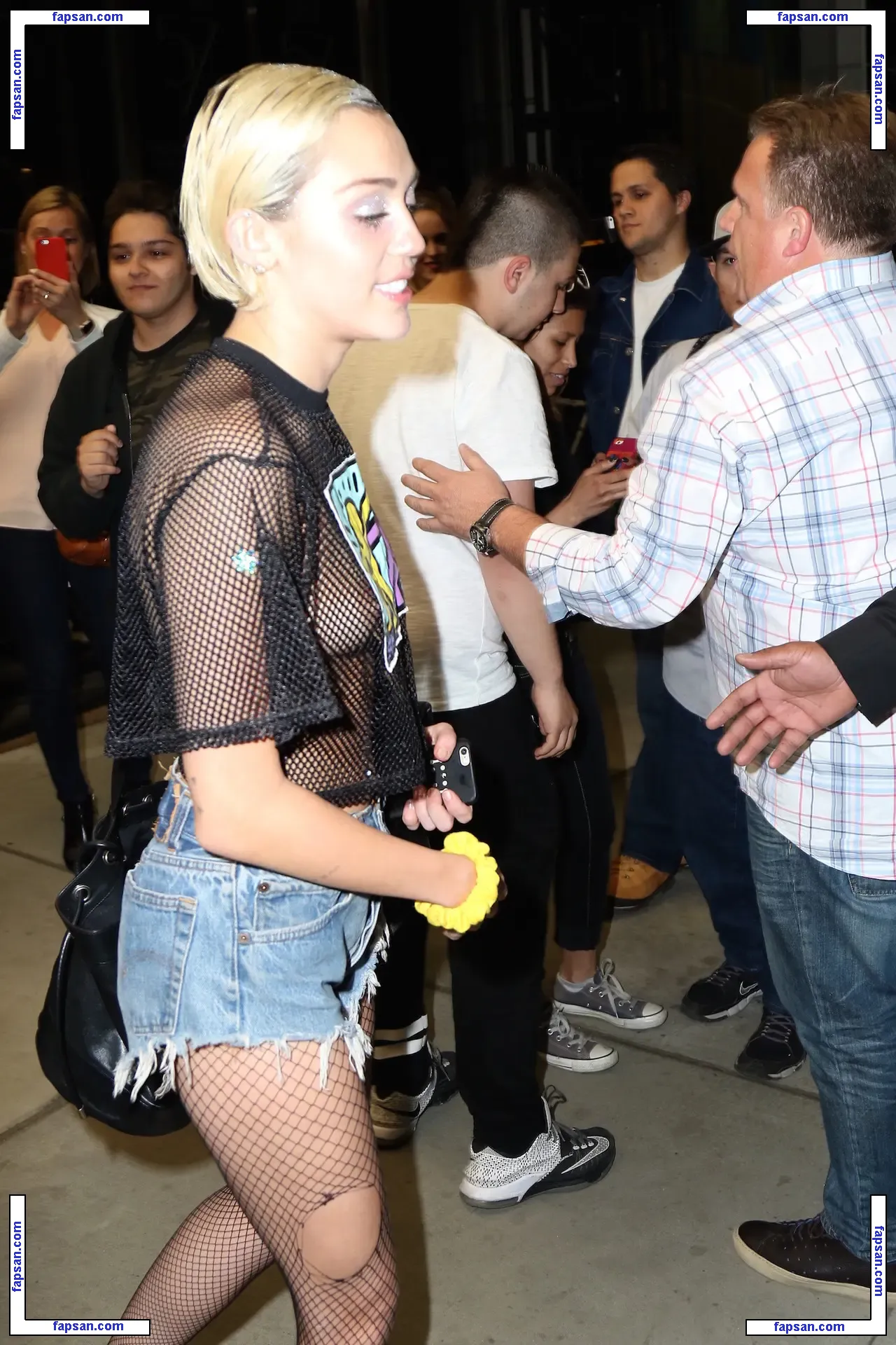 Miley Cyrus nude photo #5631 from OnlyFans