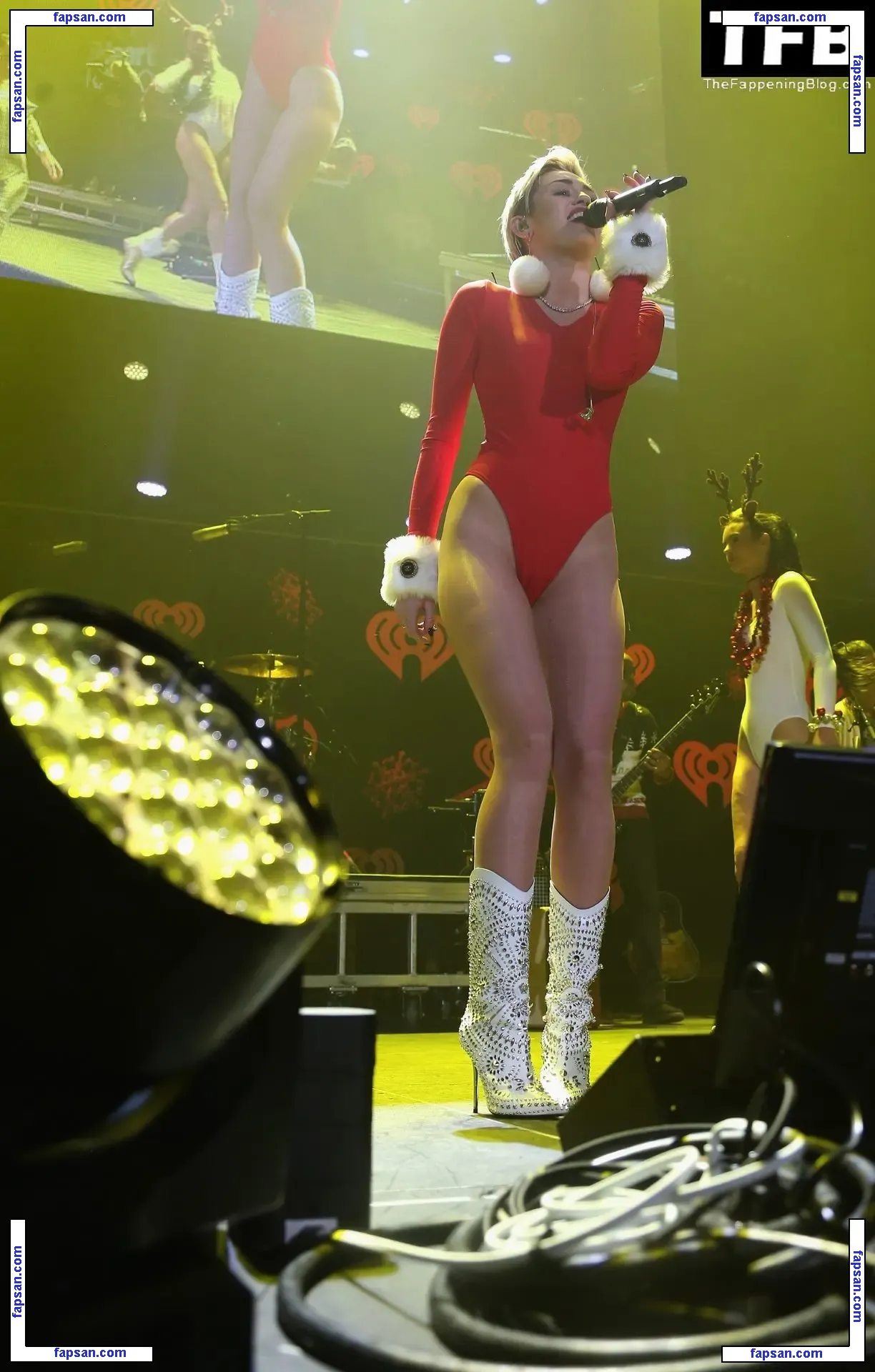 Miley Cyrus nude photo #5713 from OnlyFans