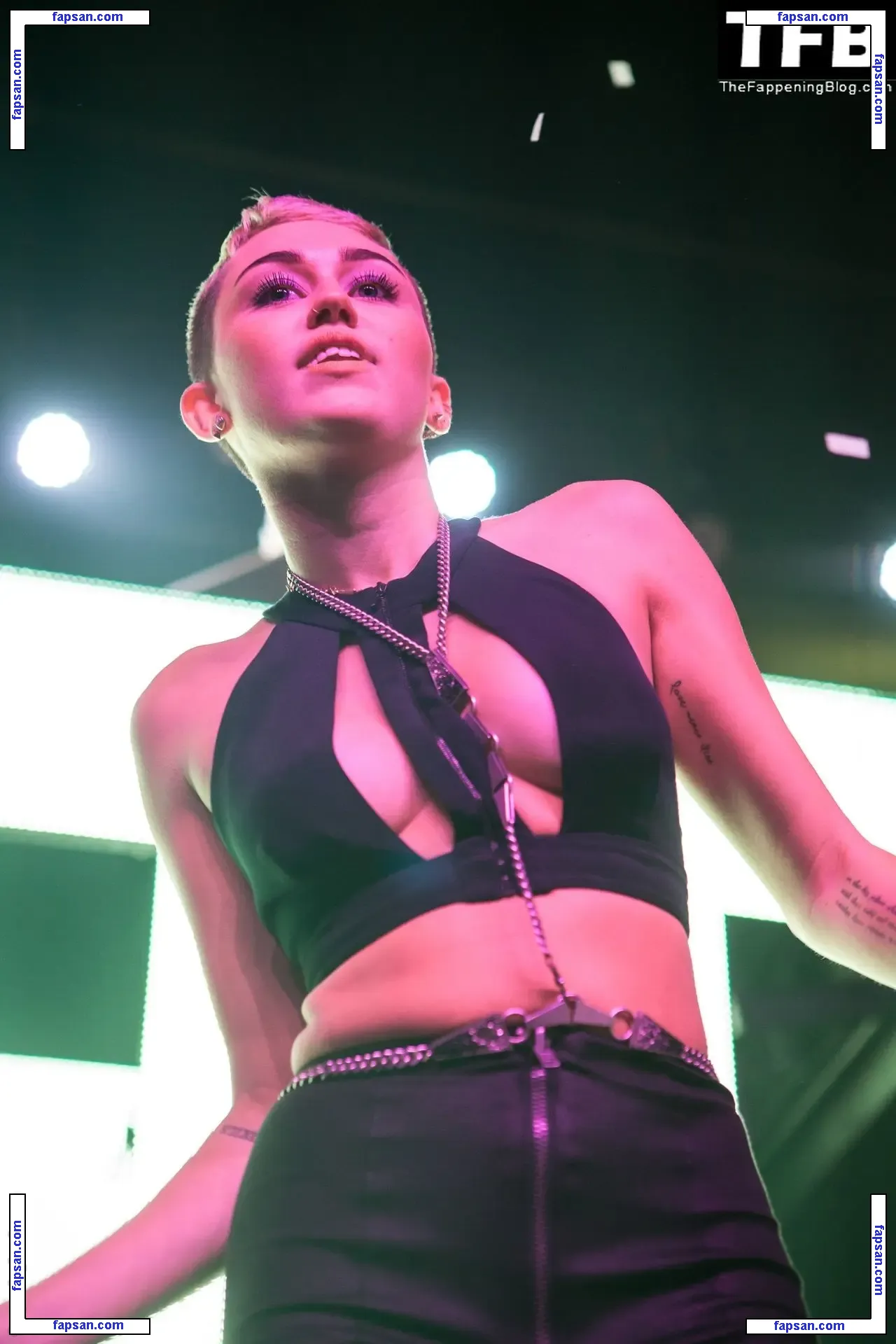 Miley Cyrus nude photo #5717 from OnlyFans