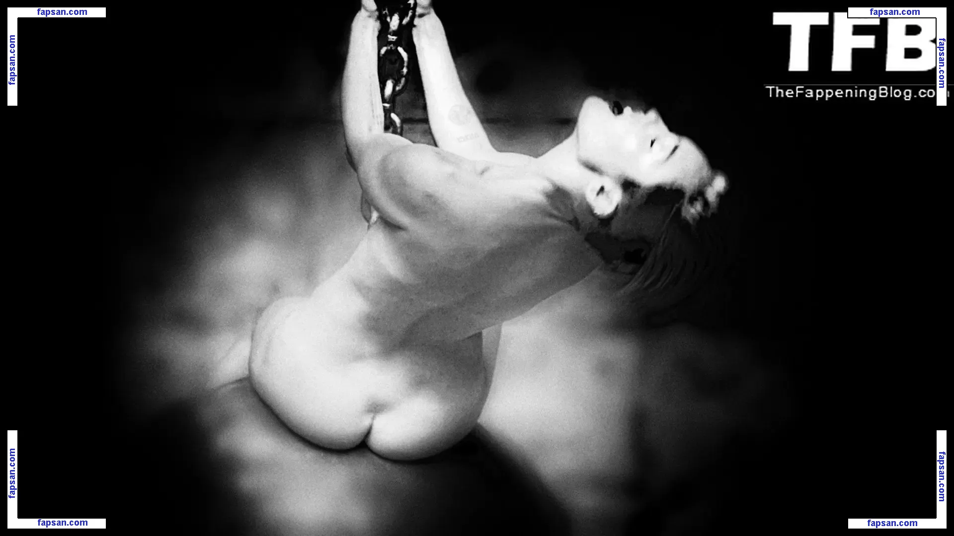Miley Cyrus nude photo #5824 from OnlyFans