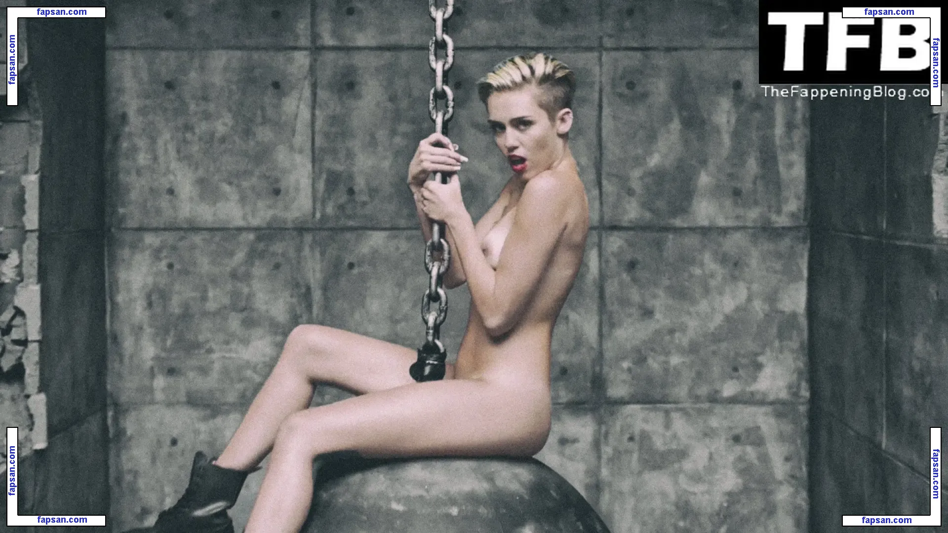 Miley Cyrus nude photo #5826 from OnlyFans