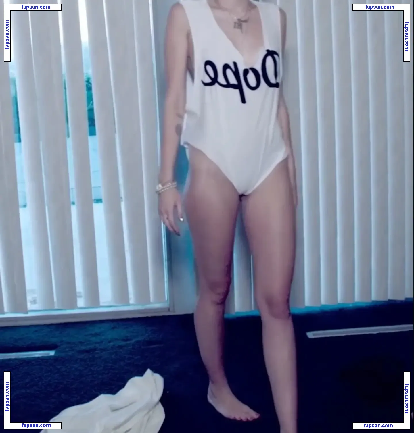 Miley Cyrus nude photo #5839 from OnlyFans