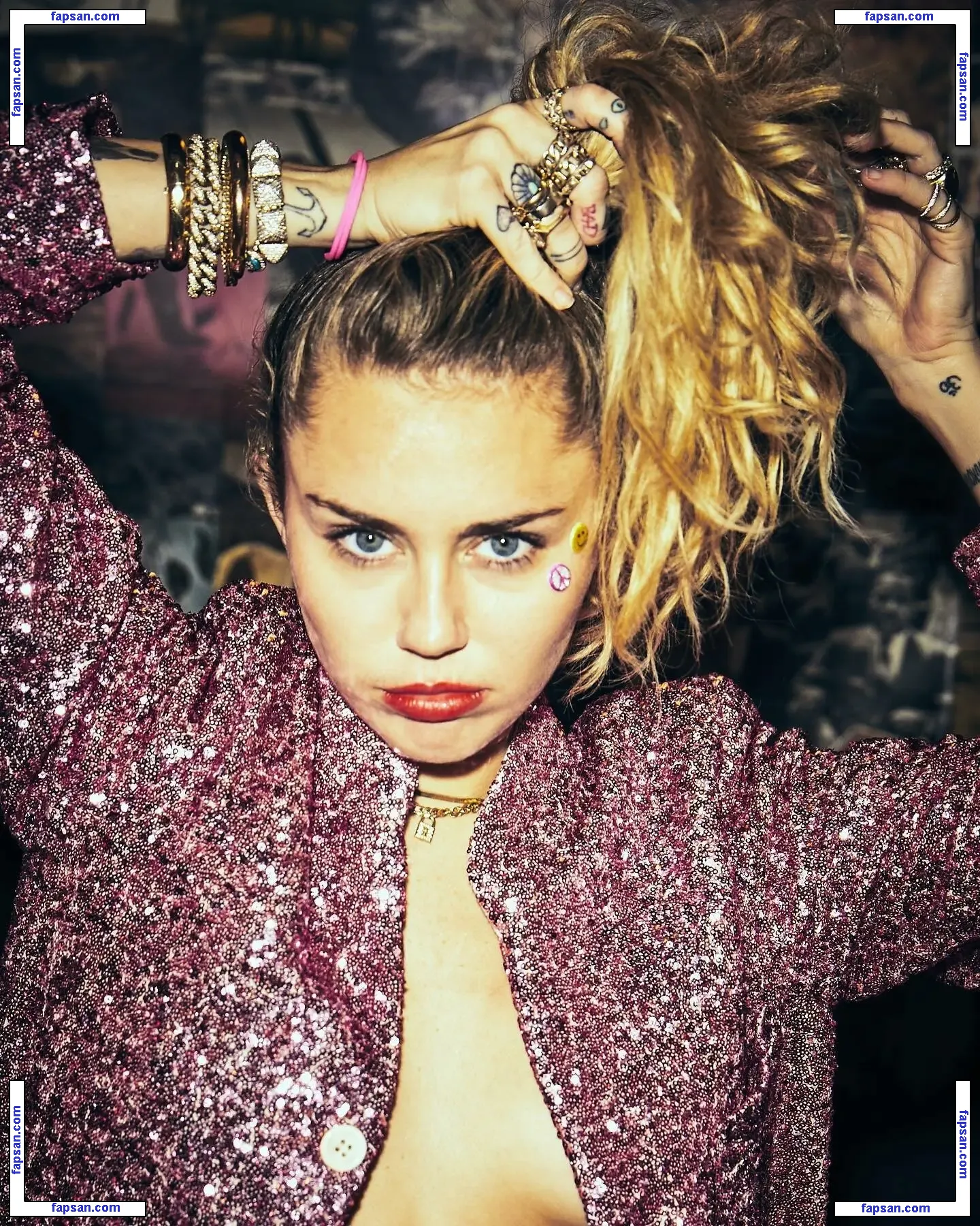 Miley Cyrus nude photo #5842 from OnlyFans