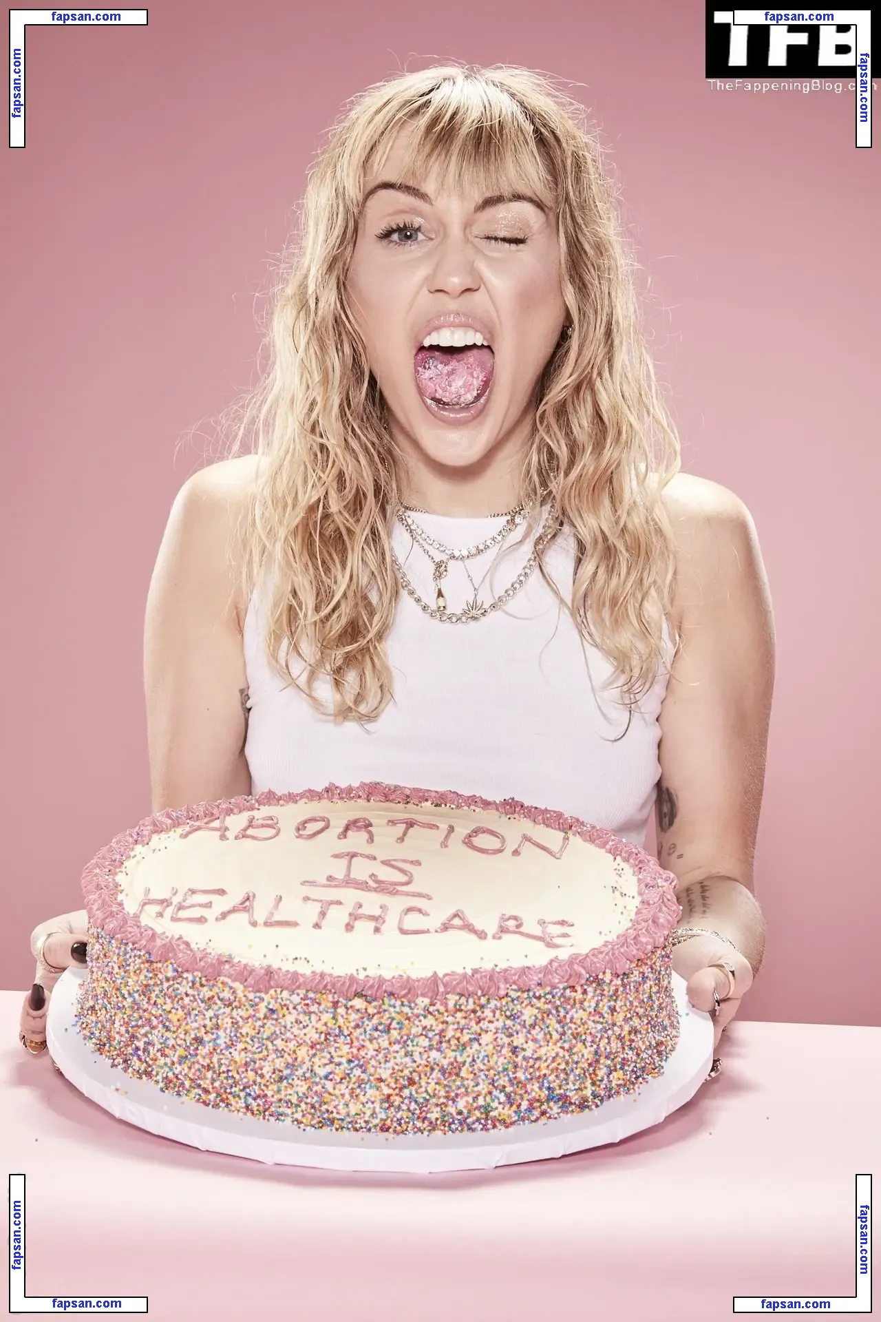 Miley Cyrus nude photo #5872 from OnlyFans