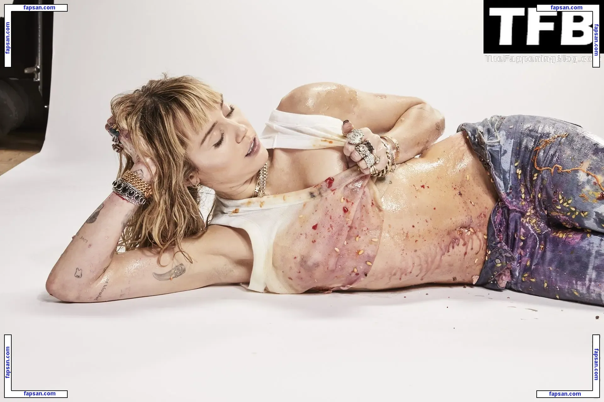 Miley Cyrus nude photo #5897 from OnlyFans
