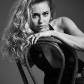 Miley Cyrus nude #5373