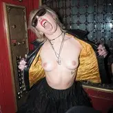 Miley Cyrus nude #5610