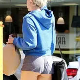 Miley Cyrus nude #5698