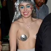 Miley Cyrus nude #5723