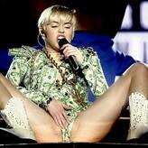 Miley Cyrus голая #6819