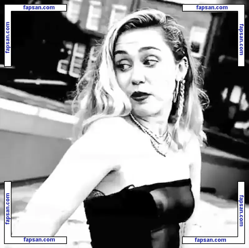 Miley Cyrus nude photo #7523 from OnlyFans