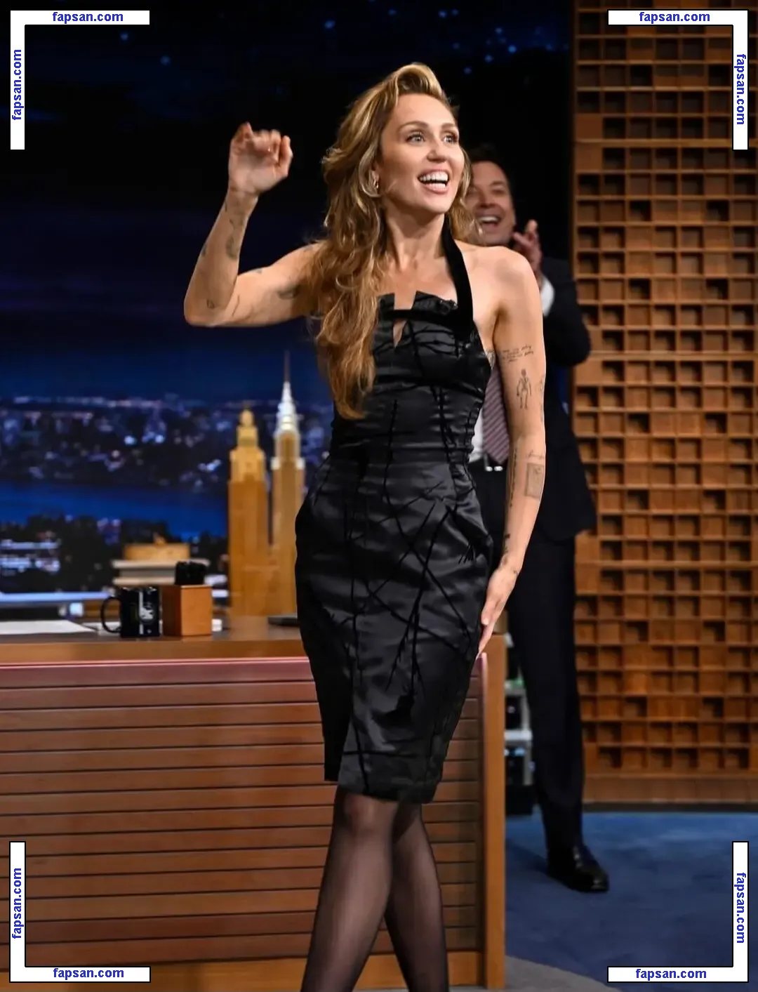 Miley Cyrus nude photo #7829 from OnlyFans