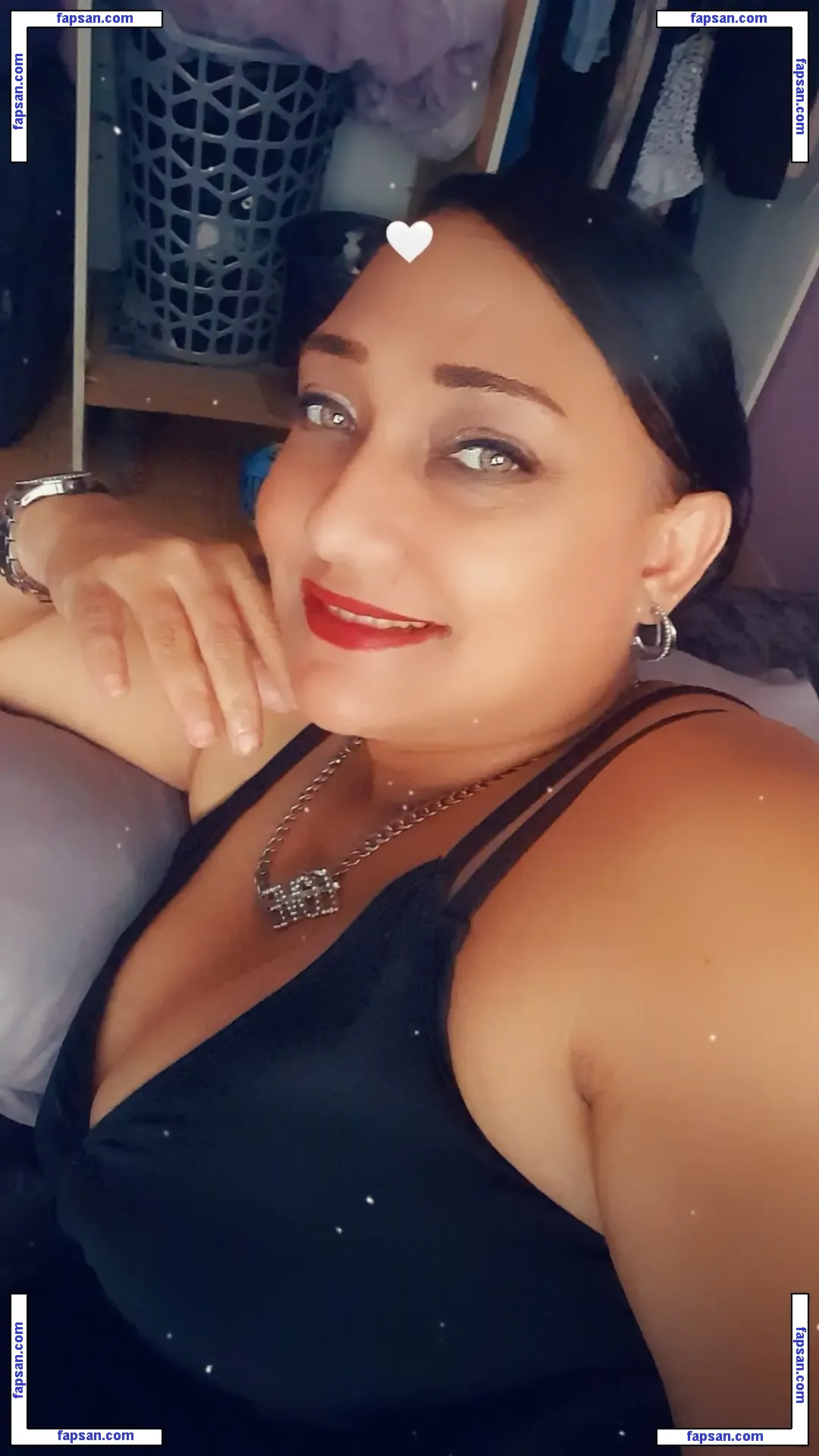 Milf Miss Clare nude photo #0006 from OnlyFans