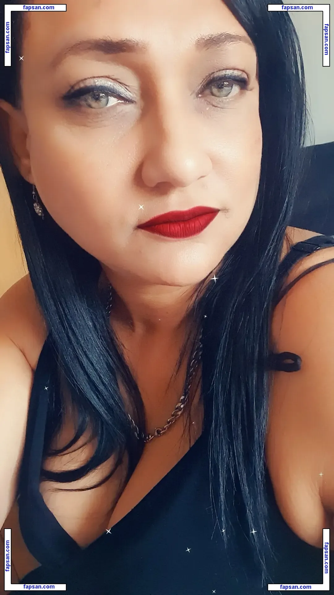 Milf Miss Clare nude photo #0008 from OnlyFans