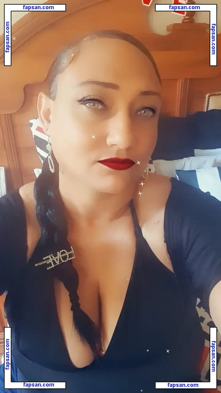 Milf Miss Clare nude photo #0011 from OnlyFans