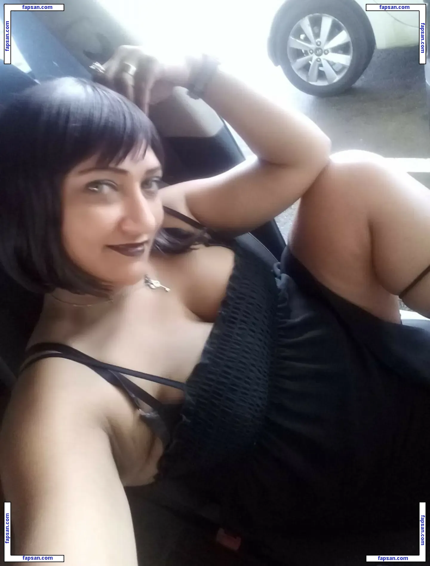 Milf Miss Clare nude photo #0015 from OnlyFans