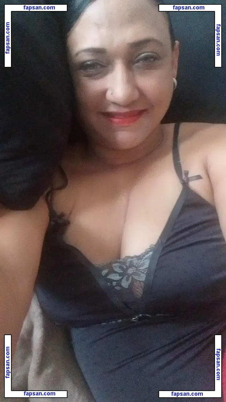 Milf Miss Clare nude photo #0020 from OnlyFans