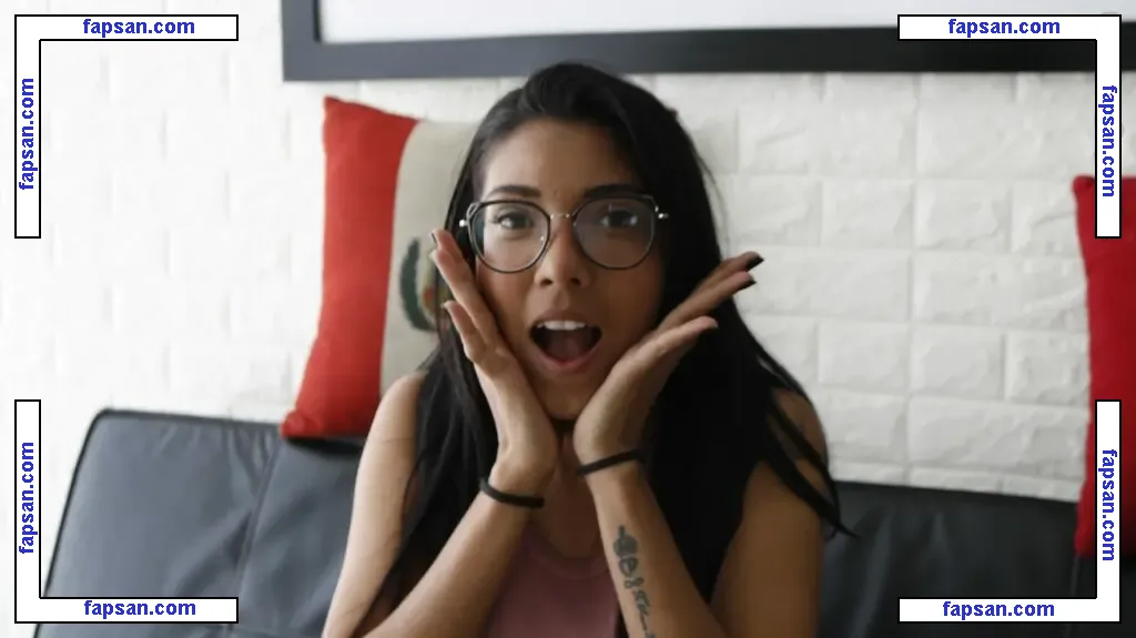 Milky Peru голая фото #0079 с Онлифанс