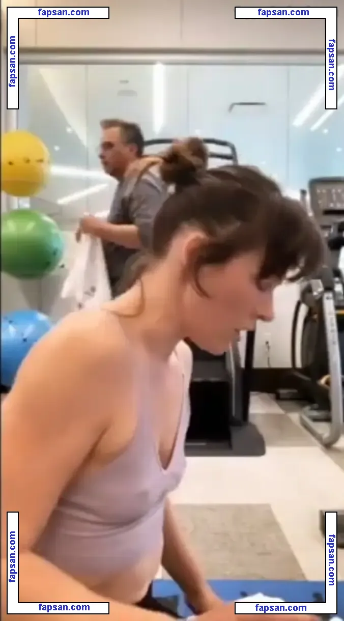 Milla Jovovich nude photo #0400 from OnlyFans