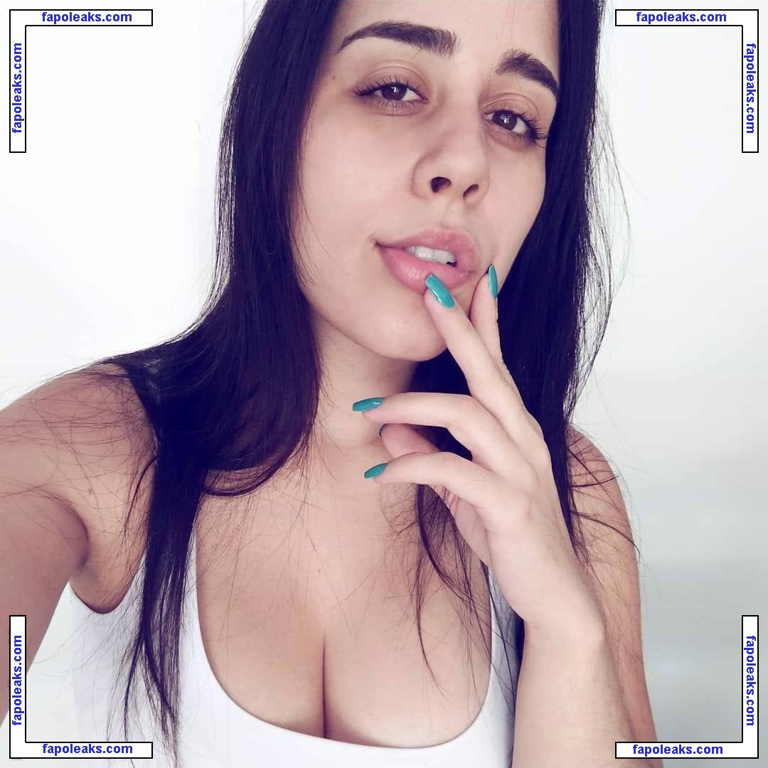 millenecarolina / pesdemillene nude photo #0003 from OnlyFans