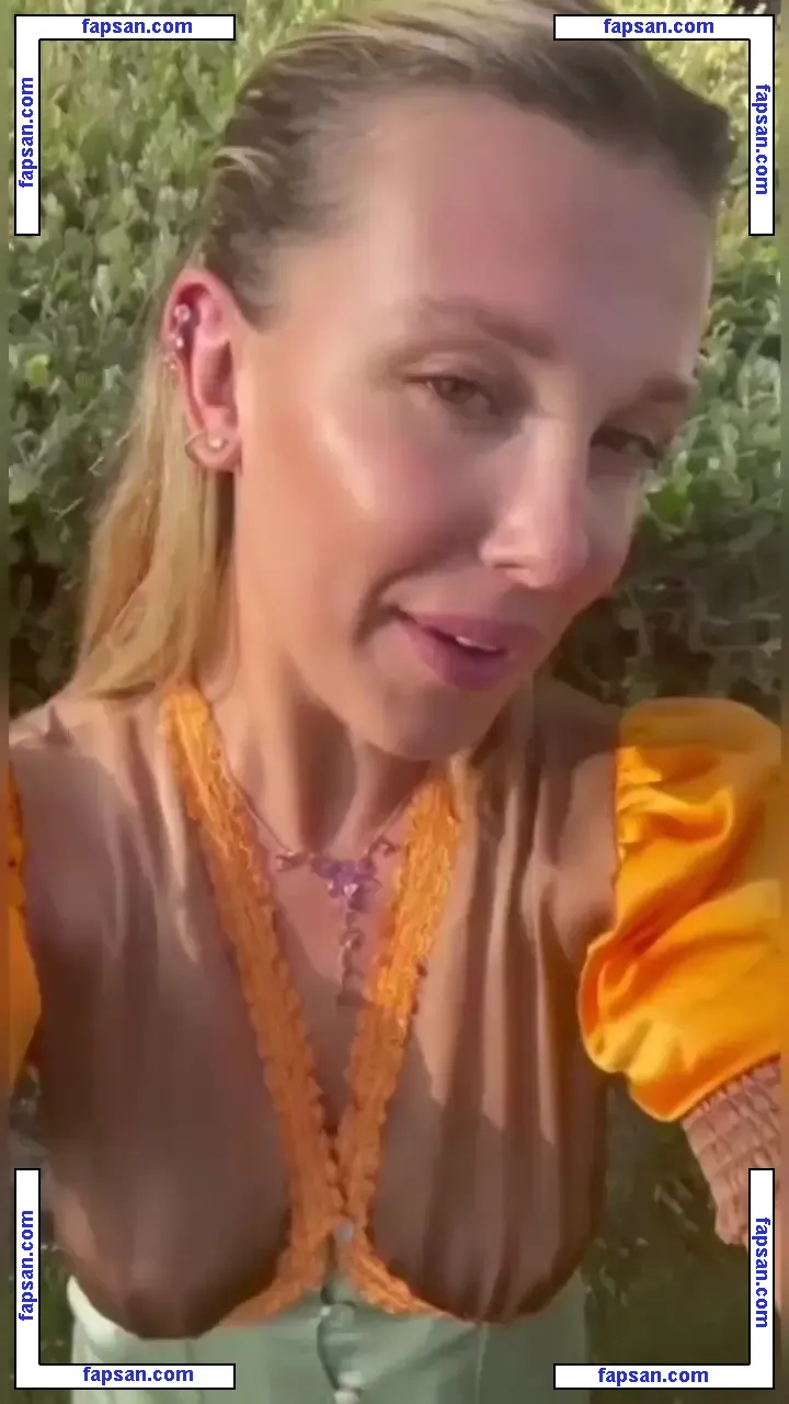 Millie Bobby Brown nude photo #0493 from OnlyFans