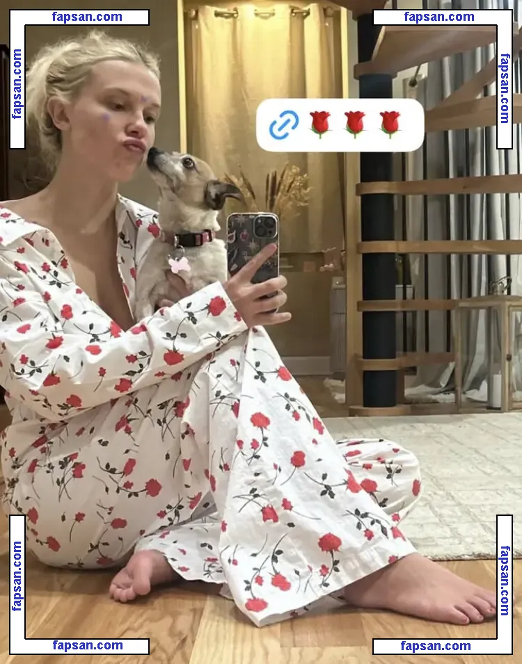 Millie Bobby Brown nude photo #2605 from OnlyFans