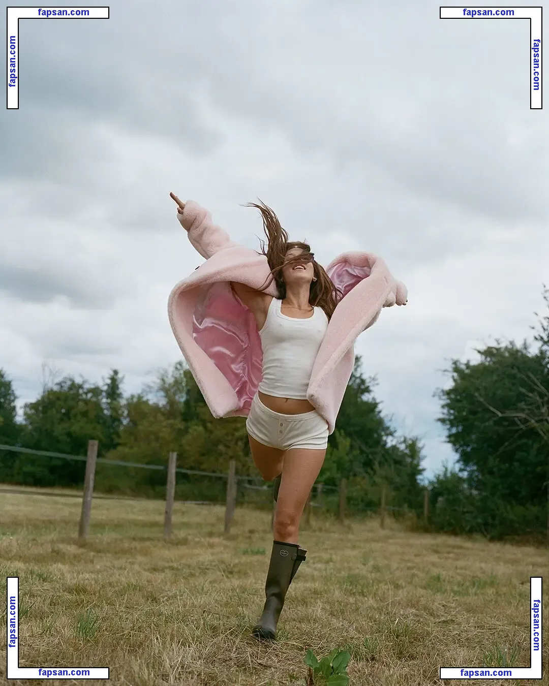 Millie Bobby Brown nude photo #3057 from OnlyFans