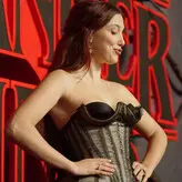 Millie Bobby Brown голая #3105