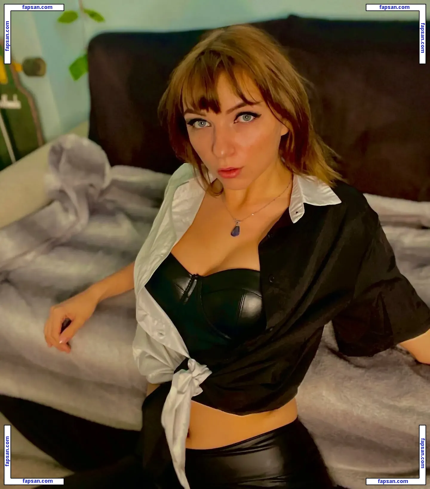 mimi_boom голая фото #0001 с Онлифанс