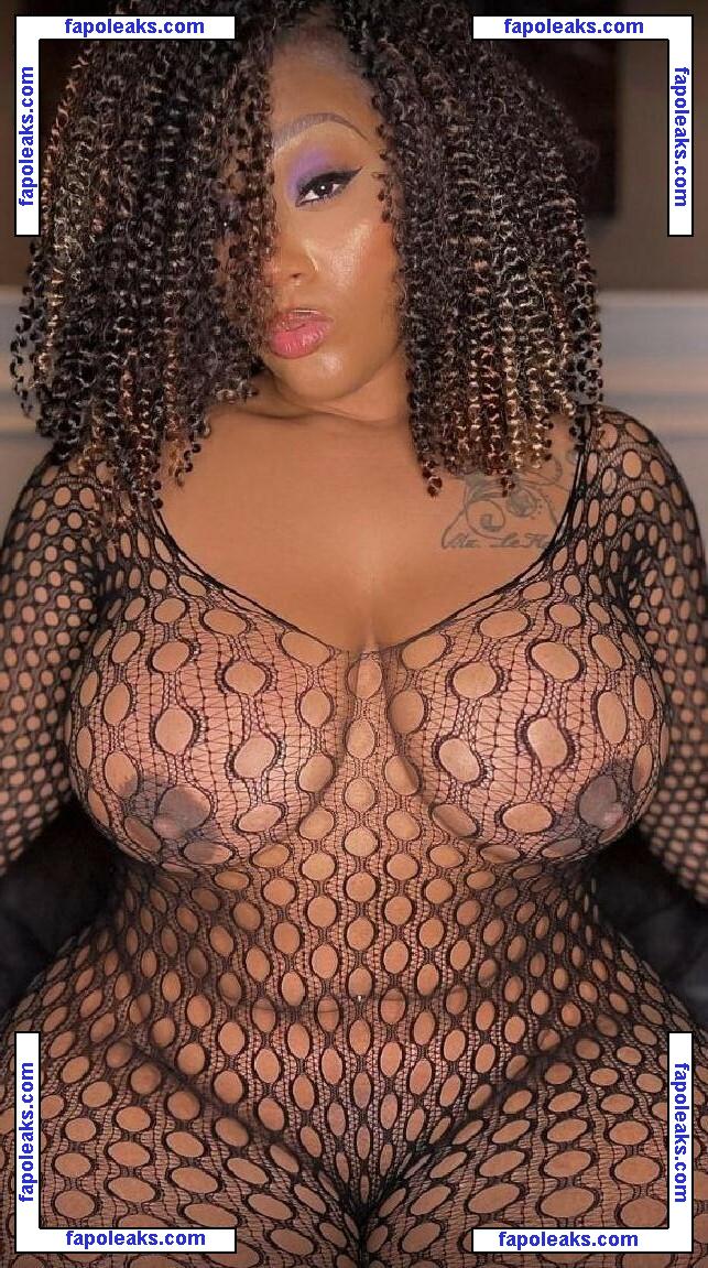 Mimi Curvaceous / mimi_curvaceous / mimithestallion nude photo #0003 from OnlyFans