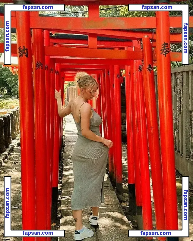 Mimi Lintrup nude photo #0042 from OnlyFans