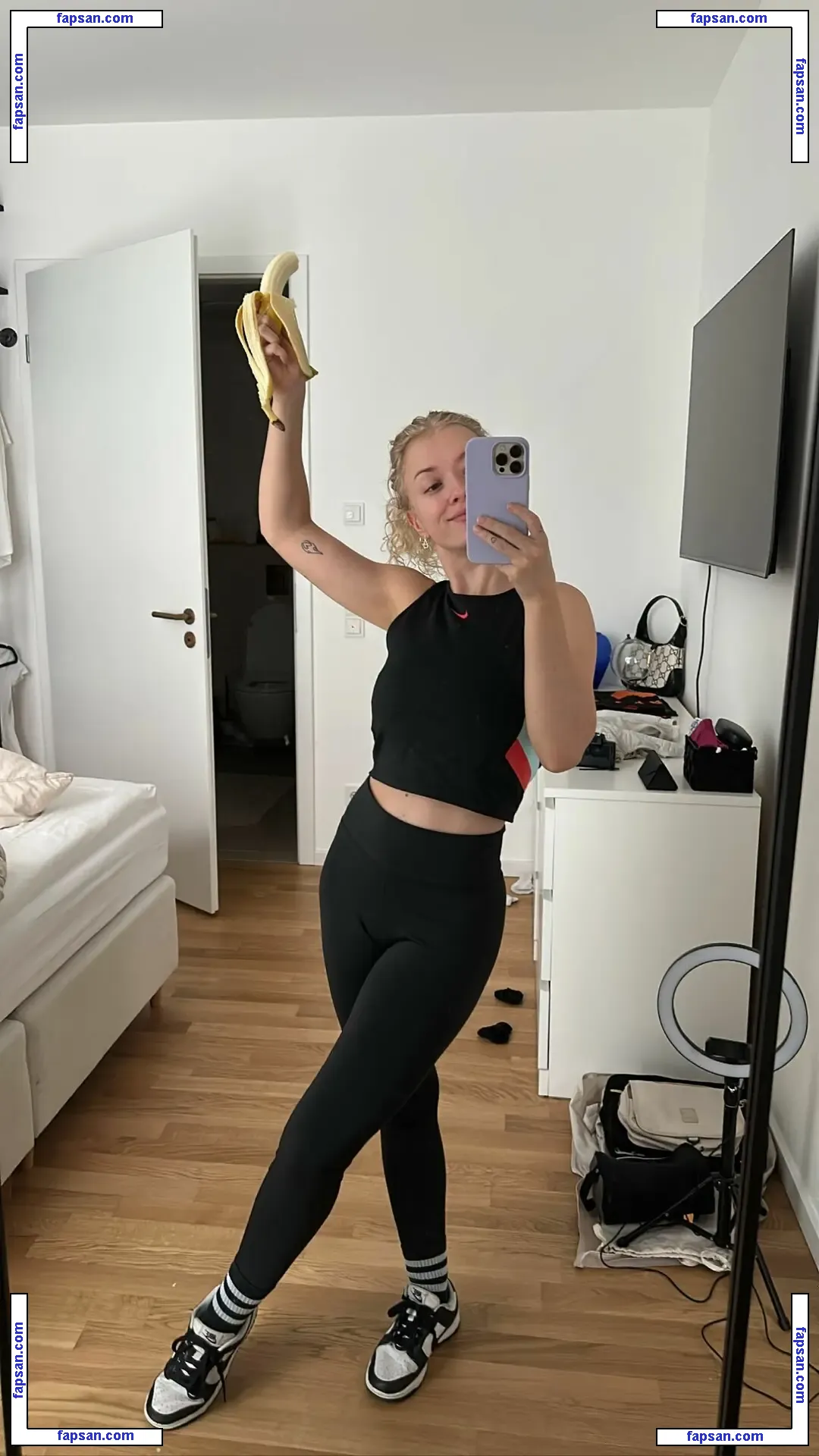 Mimi Lintrup nude photo #0045 from OnlyFans