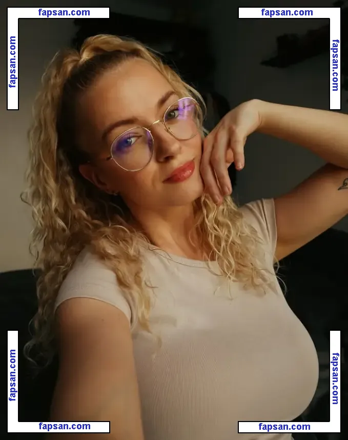 Mimi Lintrup nude photo #0060 from OnlyFans