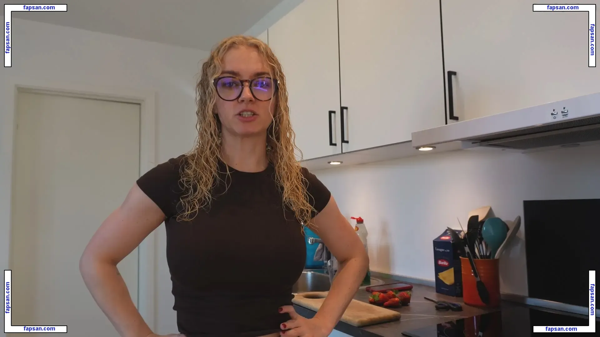 Mimi Lintrup nude photo #0080 from OnlyFans