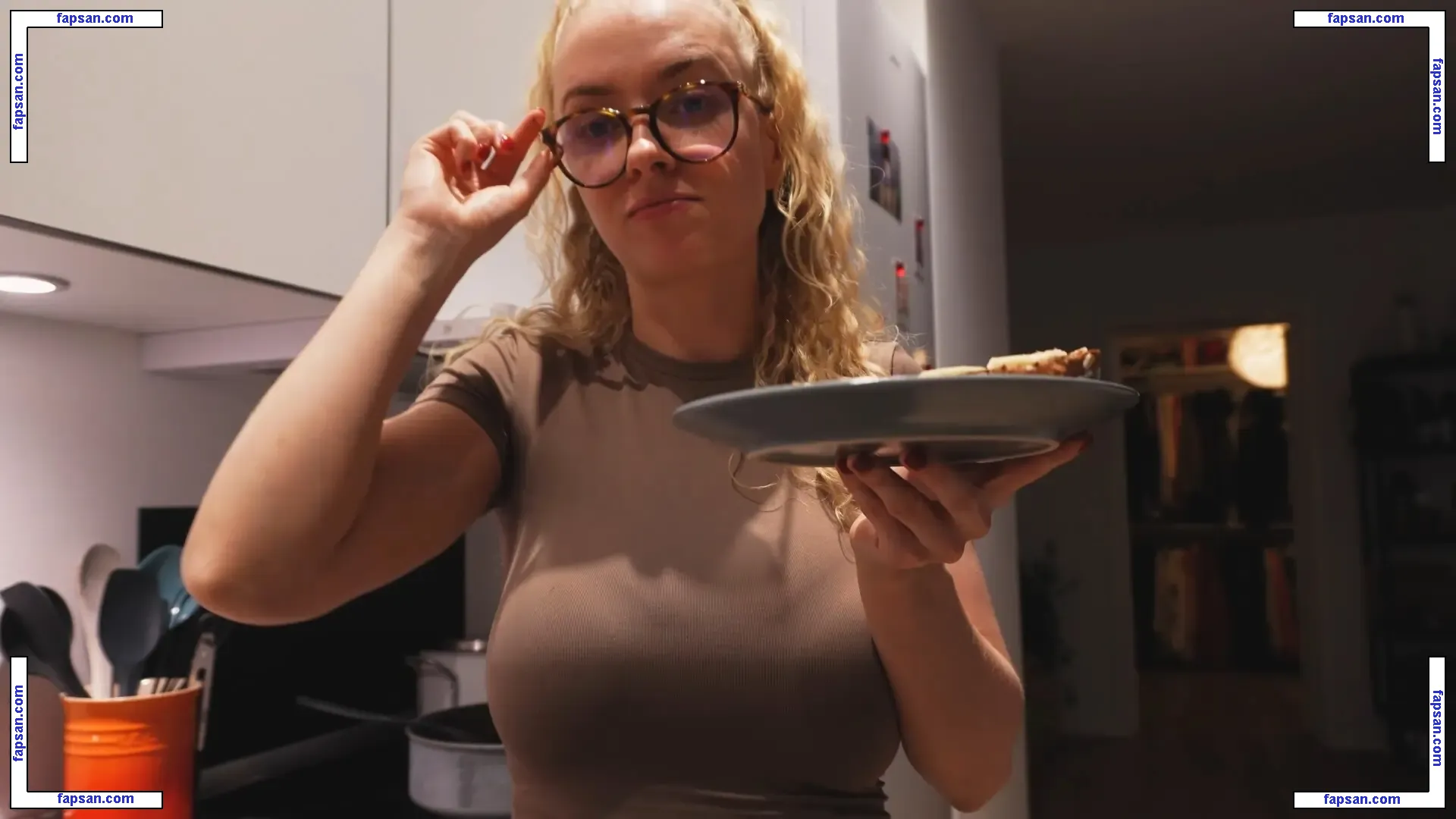 Mimi Lintrup nude photo #0083 from OnlyFans