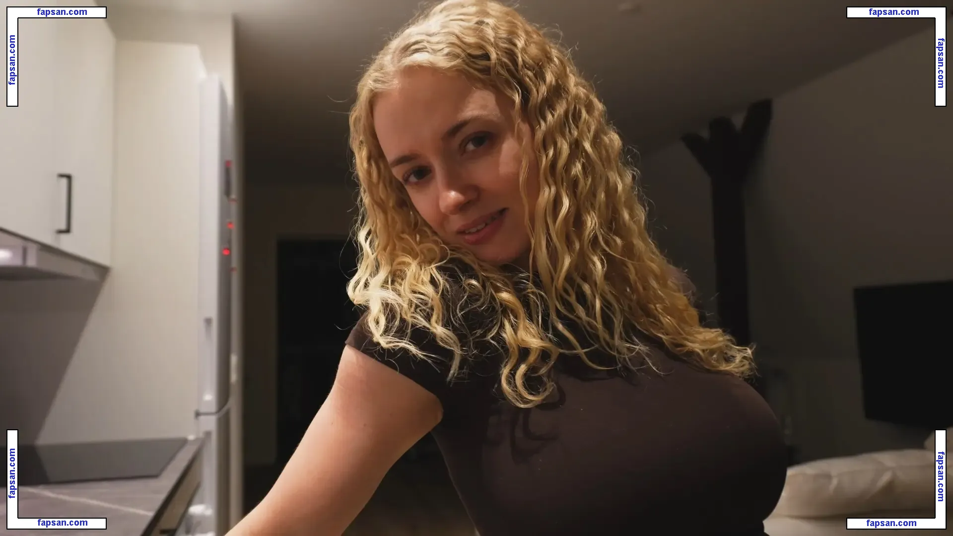 Mimi Lintrup nude photo #0086 from OnlyFans