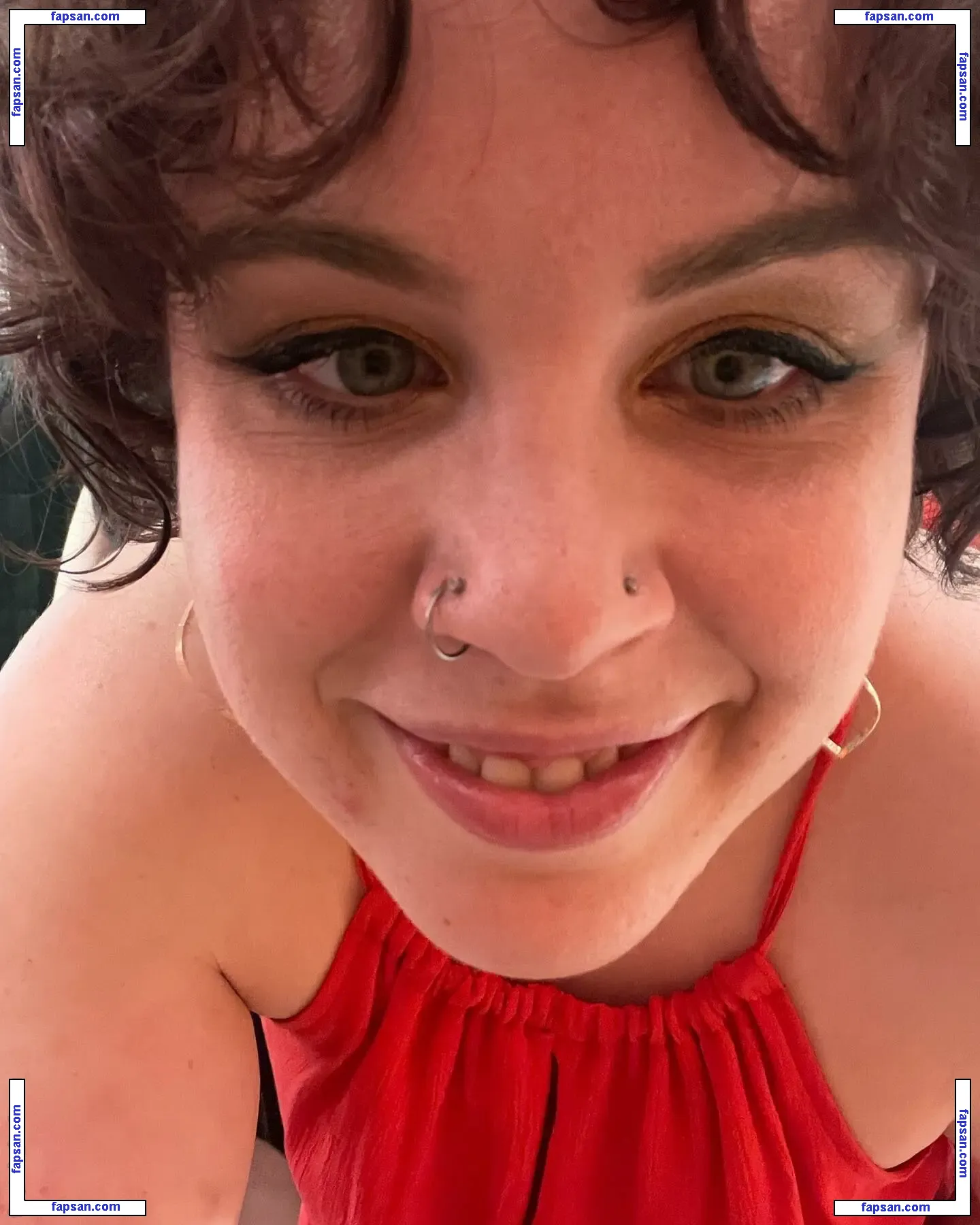 Mimi Schultz голая фото #0009 с Онлифанс