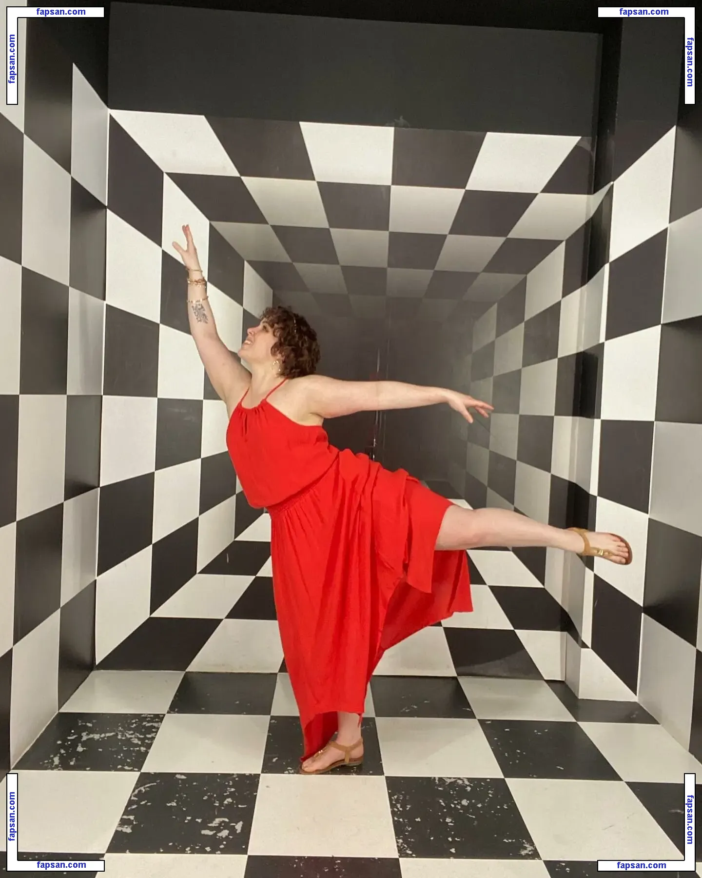 Mimi Schultz голая фото #0018 с Онлифанс