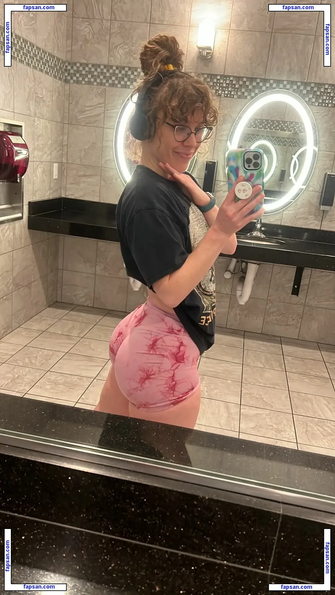 Mimi Schultz голая фото #0032 с Онлифанс