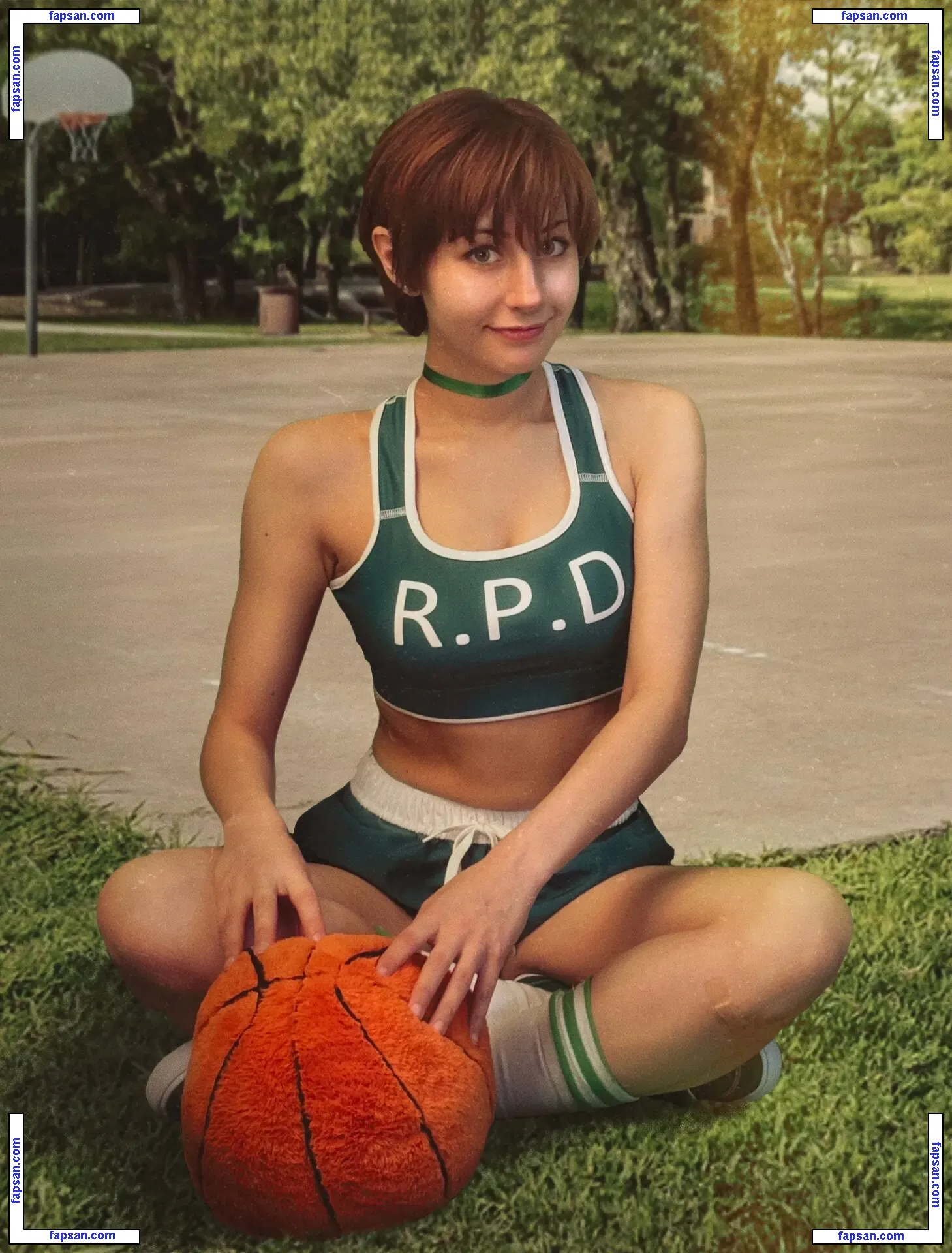 MimiDoesCosplay nude photo #0003 from OnlyFans