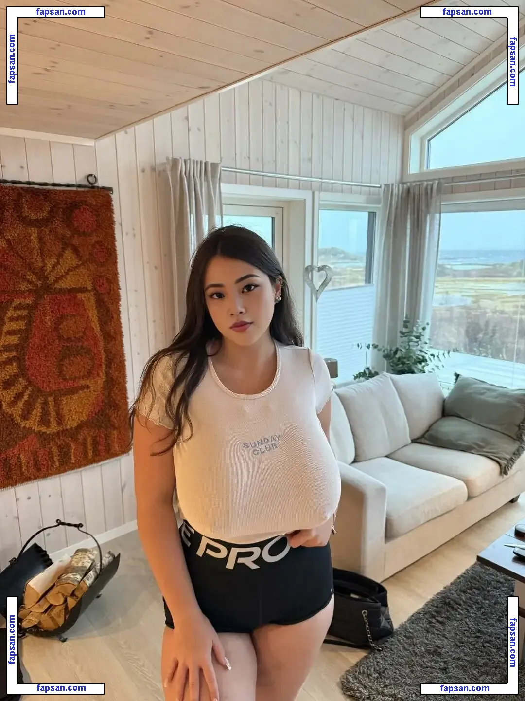 Min Ji Lee nude photo #0006 from OnlyFans