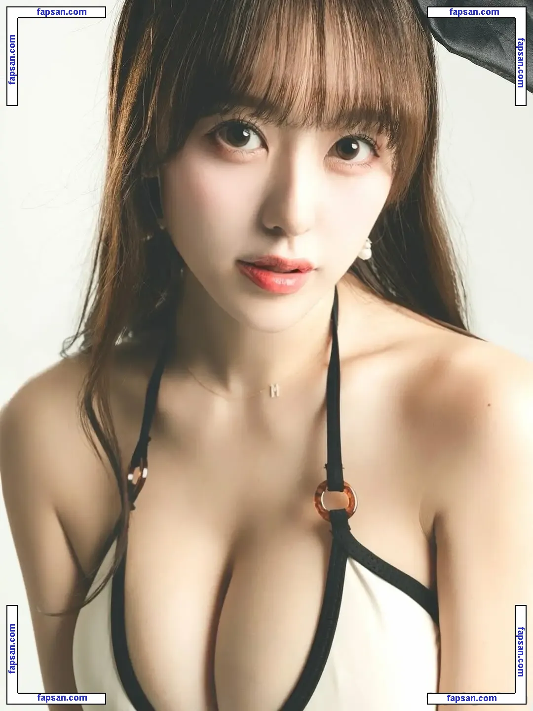 mina_pochico голая фото #0025 с Онлифанс