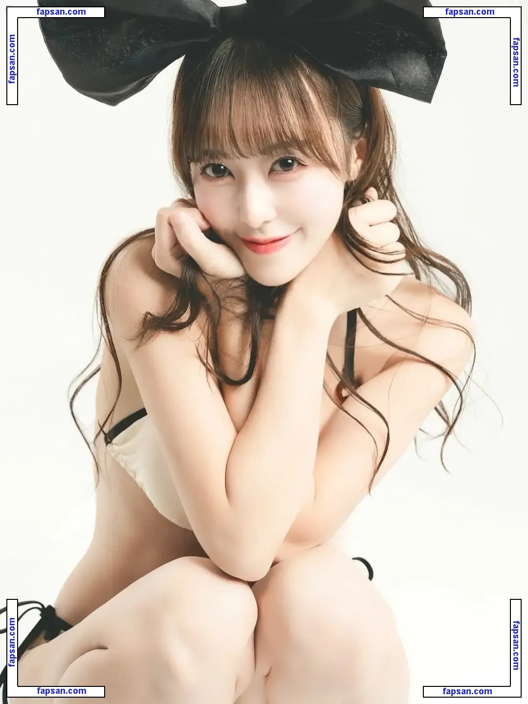 mina_pochico голая фото #0027 с Онлифанс