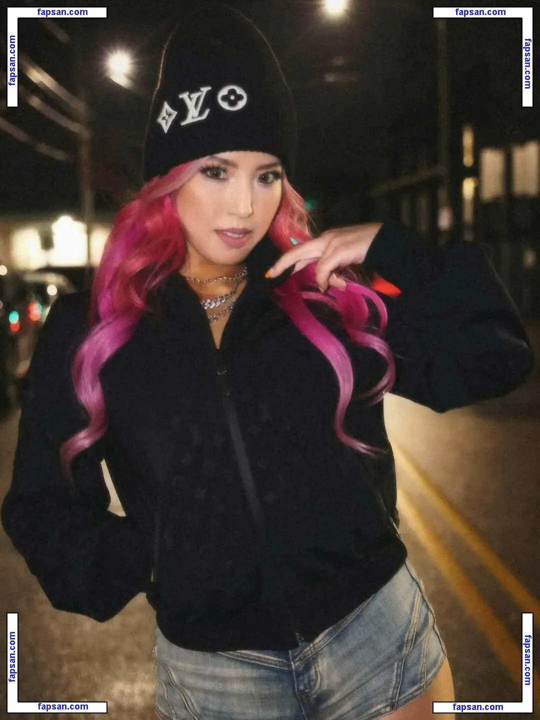 Mina Shirakawa nude photo #1241 from OnlyFans