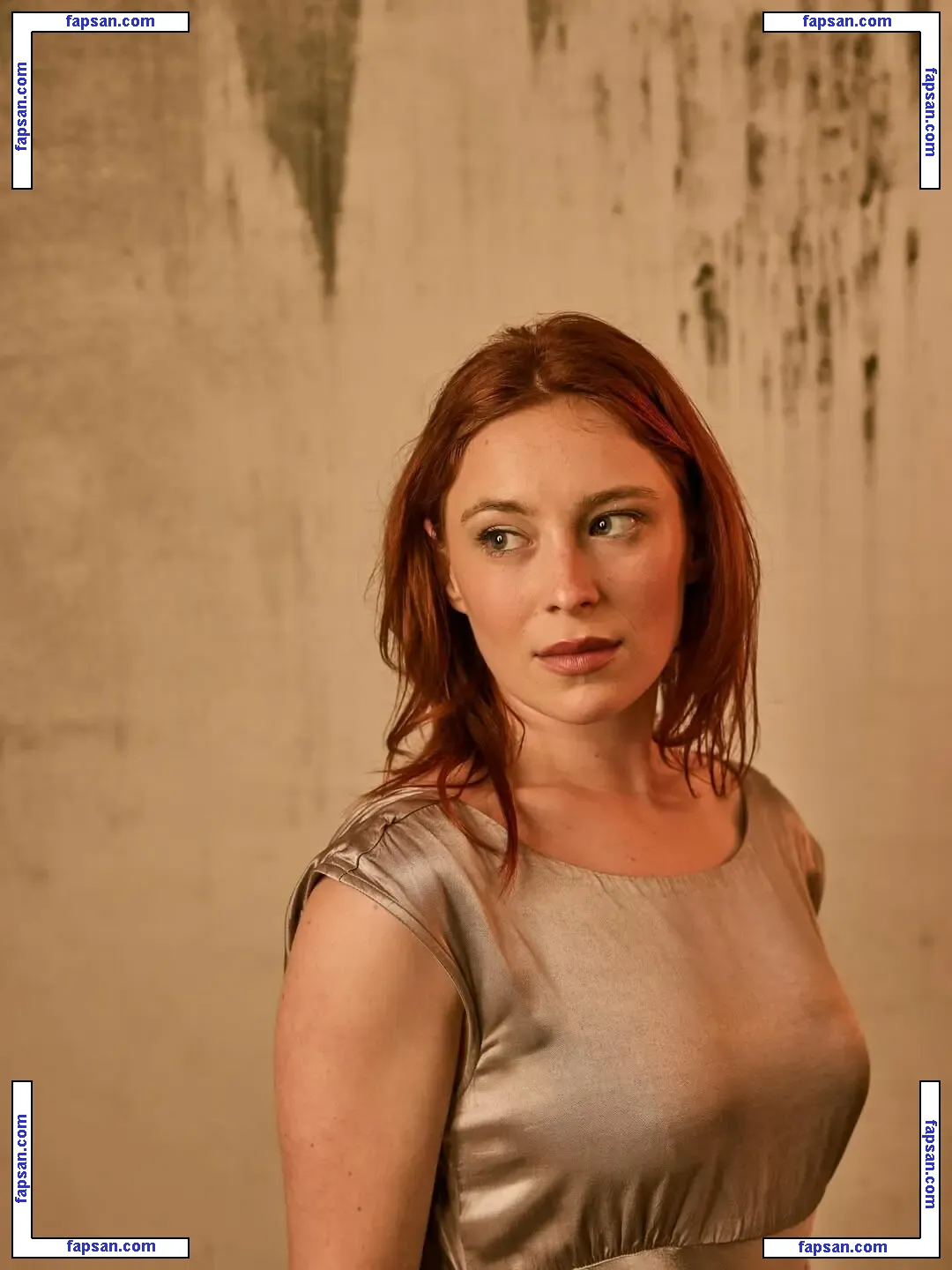 Mina Sundwall nude photo #0014 from OnlyFans