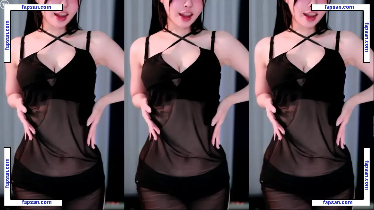 mina8017 nude photo #0029 from OnlyFans