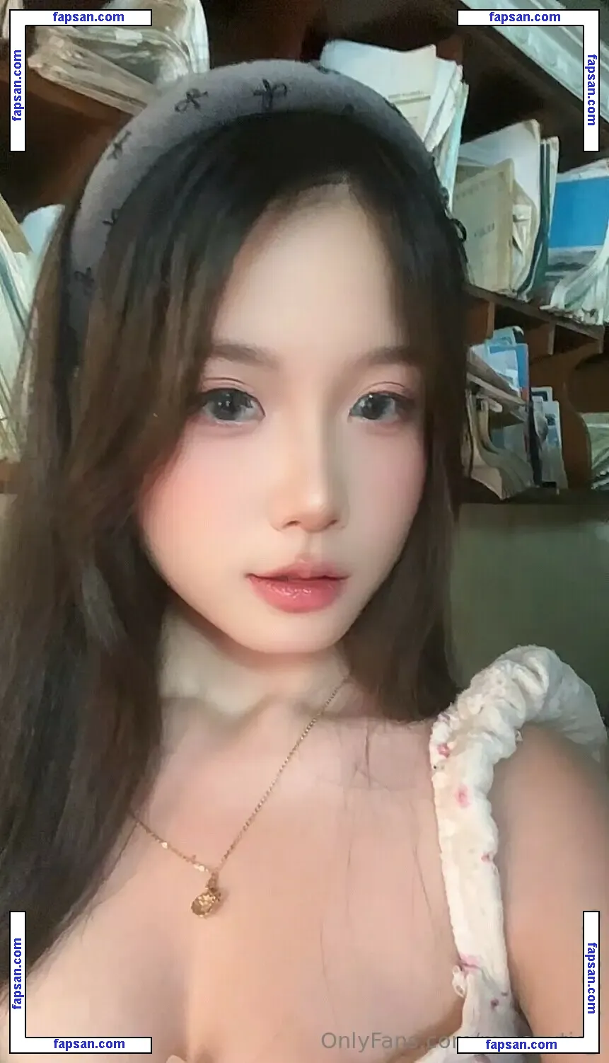 minacutiex голая фото #0011 с Онлифанс