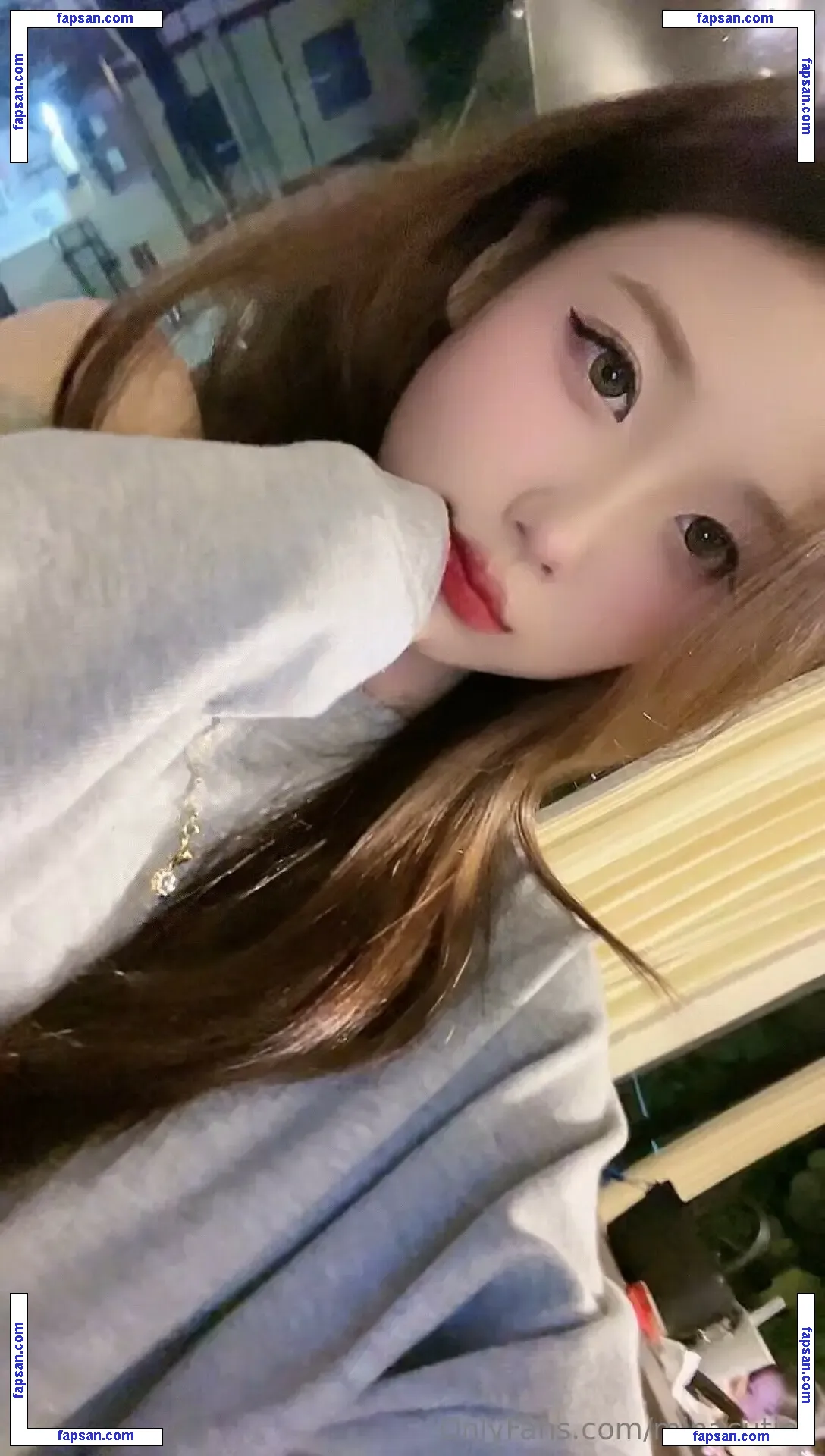 minacutiex голая фото #0013 с Онлифанс