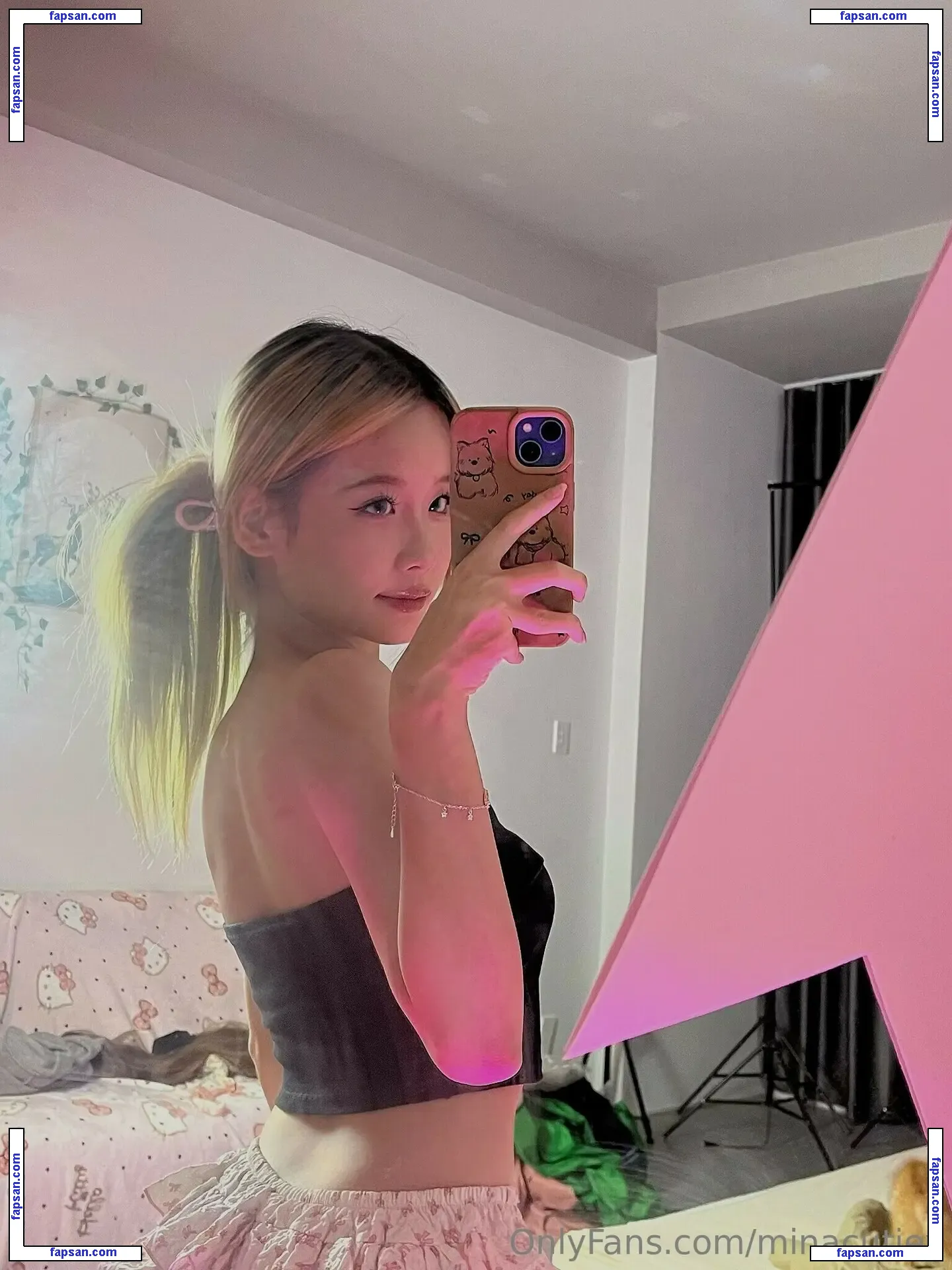 minacutiex голая фото #0026 с Онлифанс